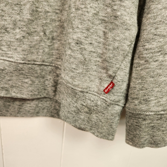 Levis Relaxed Fit Logo Crew Pullover Sweatshirt Womens Size XL Gray Red Casual - Picture 6 of 7